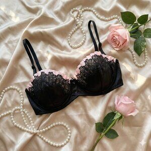 Vintage Victoria's Secret Push Up Bra 34C Black Pink Pleat Ruffle Lace Y2K Sexy